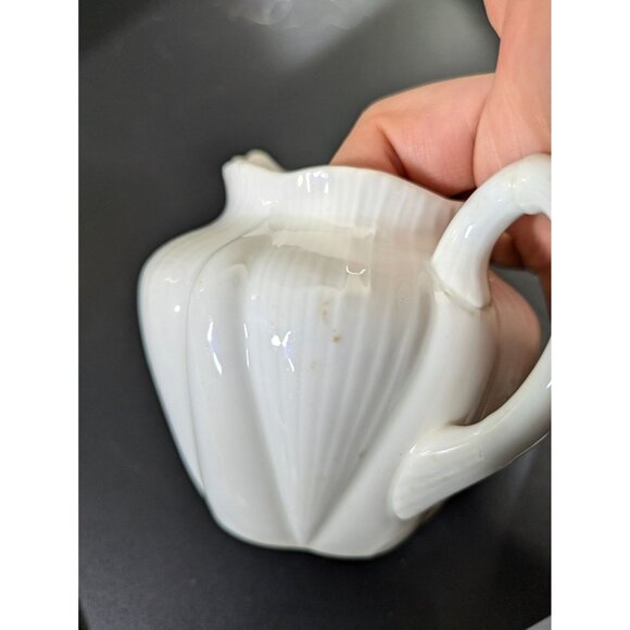 Shelley Dainty White Creamer Pitcher Jug Fine Bone China Vintage - Picture 11 of 16